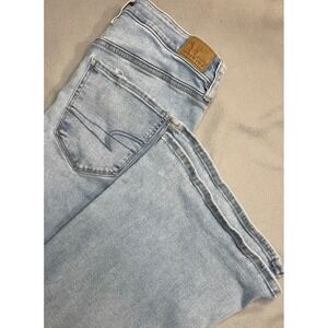 American Eagle Nxt Level Stretch  Hi/Waist Flare Jeans Light Wash Size 8 X-Short